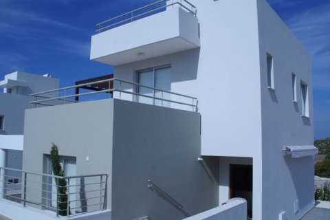 3 bedrooms Villa in Paphos, Cyprus No. 105513 5