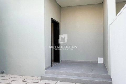 3 bedrooms Townhouse in Hoa Vang, Vietnam No. 94044 11