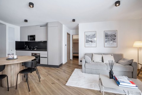 2 bedrooms Apartment in Courchevel, France No. 99508 7