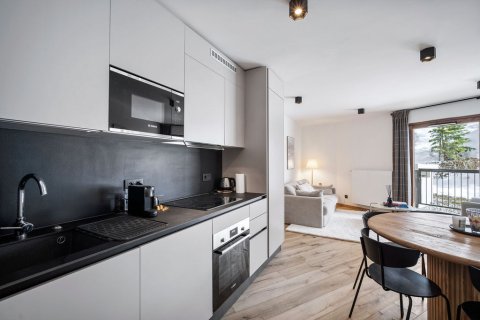 2 bedrooms Apartment in Courchevel, France No. 99508 5