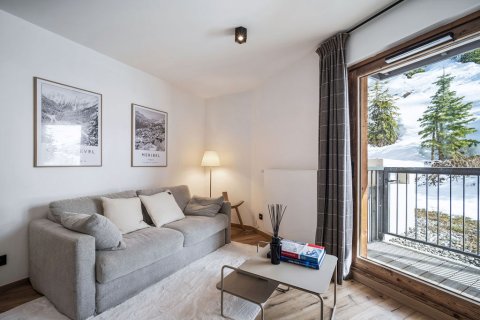 2 bedrooms Apartment in Courchevel, France No. 99508 8