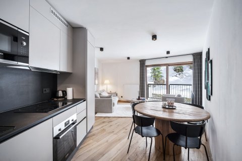 2 bedrooms Apartment in Courchevel, France No. 99508 4