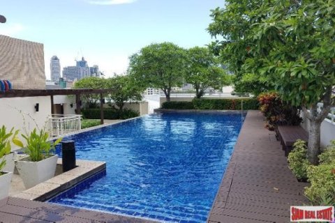 3 bedrooms Apartment in Bangkok, Thailand No. 96826 1
