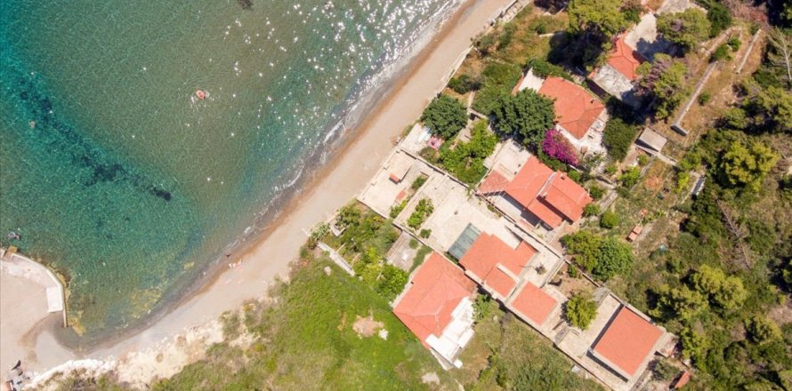 1 bedroom Villa in Central Greece, Greece No. 50678