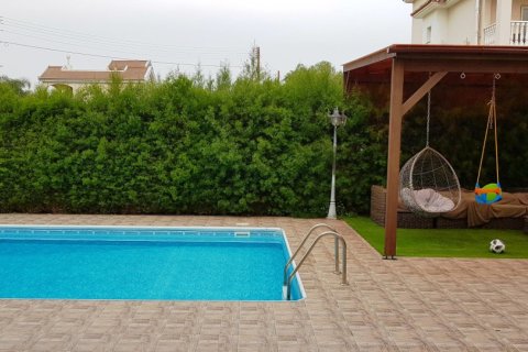 4 bedrooms Villa in Limassol, Cyprus No. 105776 12