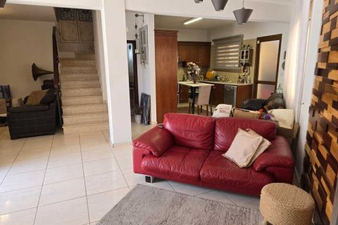 3 bedrooms House in Limassol, Cyprus No. 82673 10