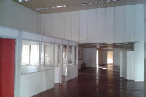 920m² Commercial property in Athens, Greece No. 57993 1