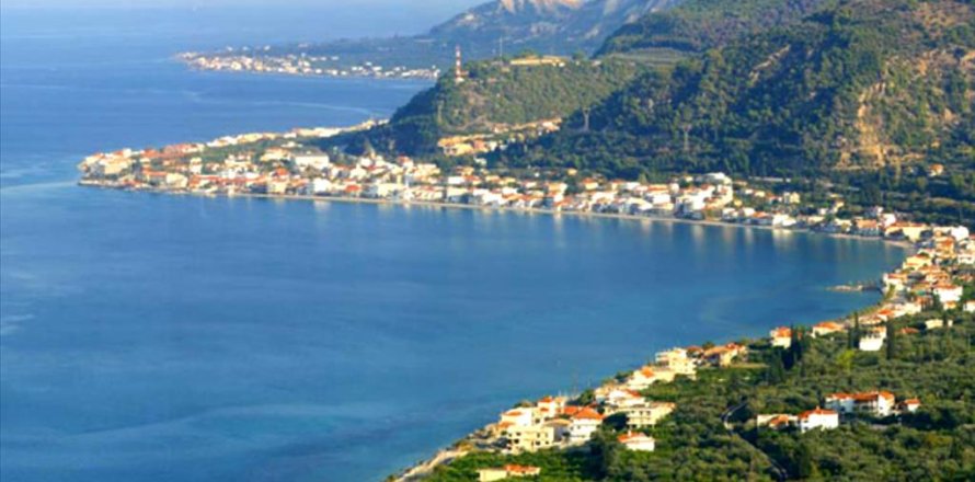 7640m² Land in Evrostina, Greece No. 58995