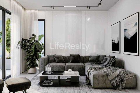 3 bedrooms Apartment in Germasogeia, Cyprus No. 33085 9