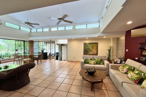 5 bedrooms House in Panama City, Panama No. 125158