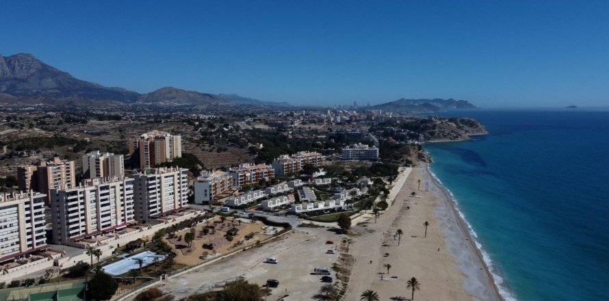 Вилла с 3 спальнями в Hai Van, Вьетнам №92214