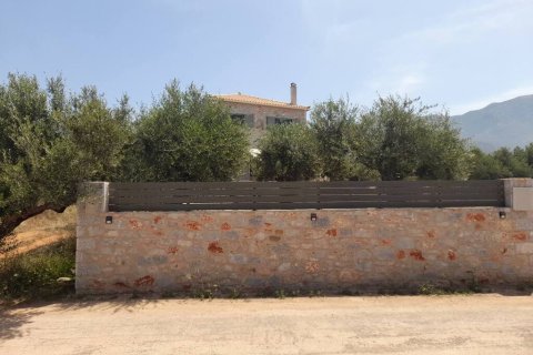 3 bedrooms House in Messenia, Greece No. 107747 6