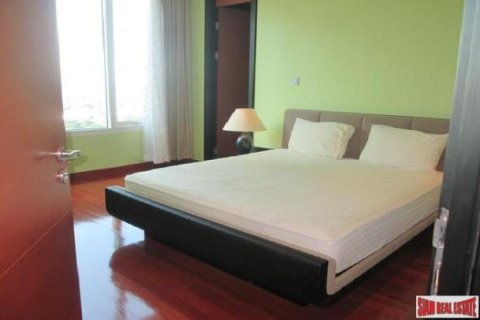 2 bedrooms Apartment in Bangkok, Thailand No. 96373 13