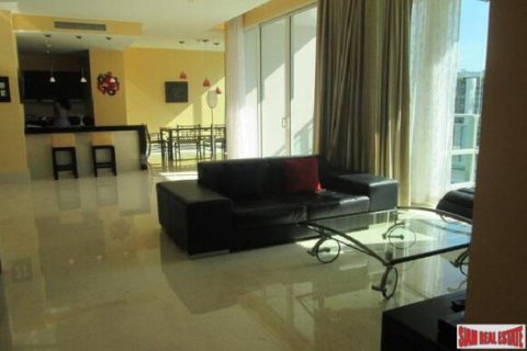 2 bedrooms Apartment in Bangkok, Thailand No. 96373 6