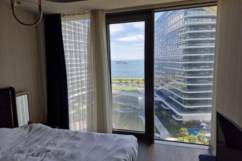 3 bedrooms Apartment in Ba Dinh, Vietnam No. 14992 5