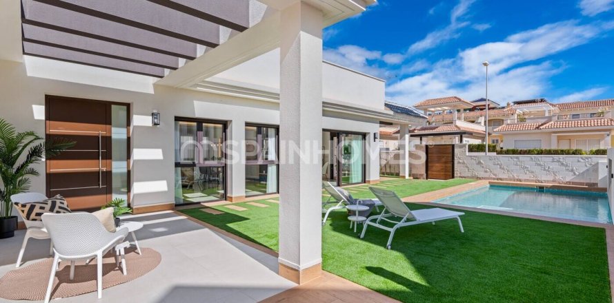 3 dormitorios Villa en Rojales, Spain No. 88548