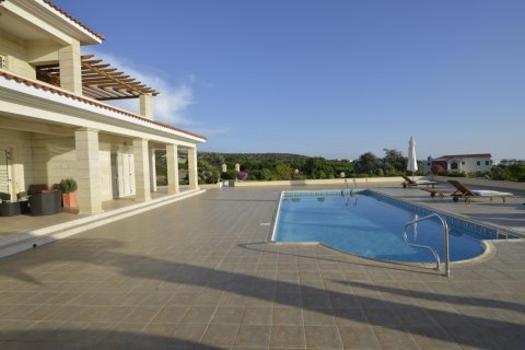 8 bedrooms Villa in Paphos, Cyprus No. 37804 5
