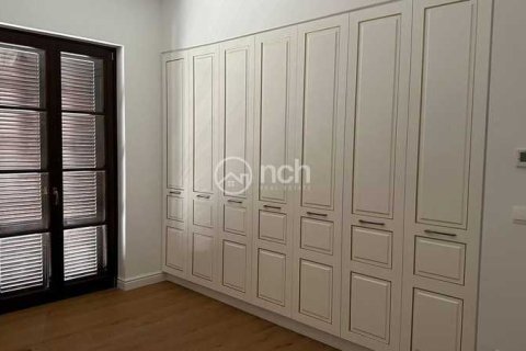 3 bedrooms Apartment in Limassol, Cyprus No. 103222 8