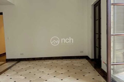 3 bedrooms Apartment in Limassol, Cyprus No. 103222 6