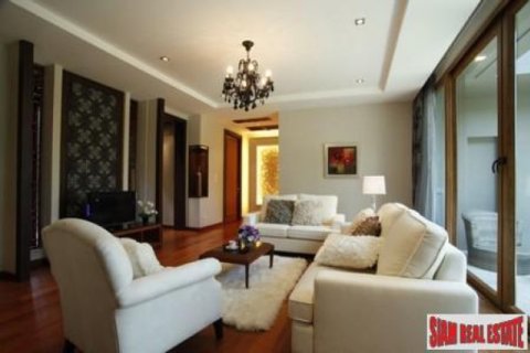 4 bedrooms Villa in Chiang Mai, Thailand No. 95738 7