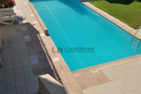 Вилла с 5 спальнями в Лакатамия, Кипр №63125 11