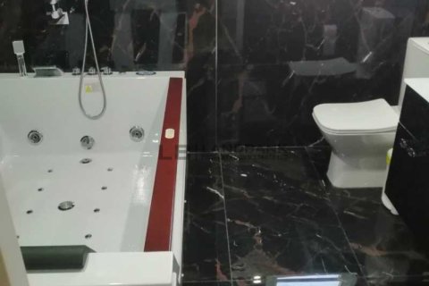 Вилла с 5 спальнями в Лакатамия, Кипр №63125 7