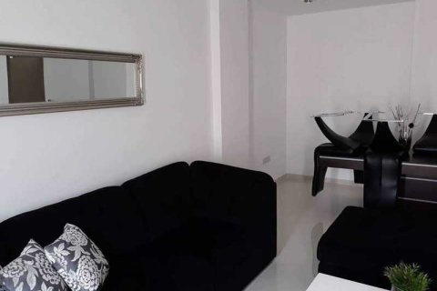 Дом с 7 спальнями в Лимассол, Кипр №43021 11