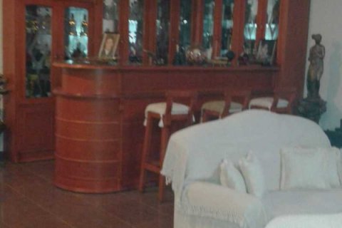 4 bedrooms House in Agios Athanasios, Cyprus No. 76823 4