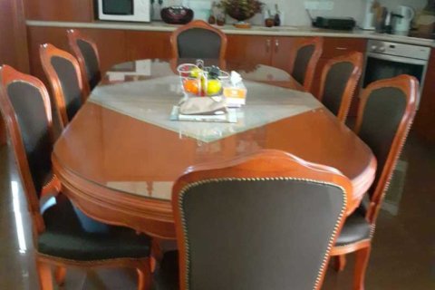 4 bedrooms House in Agios Athanasios, Cyprus No. 76823 6