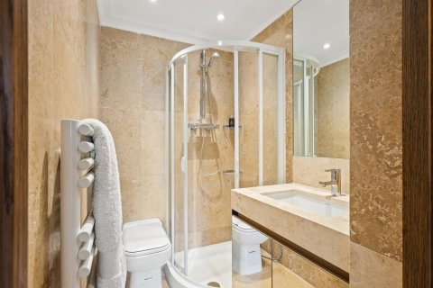 2 bedrooms Apartment in Cannes, France No. 68845 10