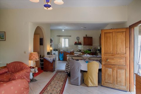 140m² House in Corfu, Greece No. 58602 28