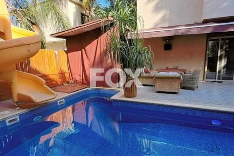 4 dormitorios House en Limassol, Cyprus No. 71646 6