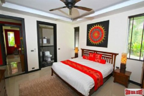 4 bedrooms Villa in Pattaya, Thailand No. 96557 6