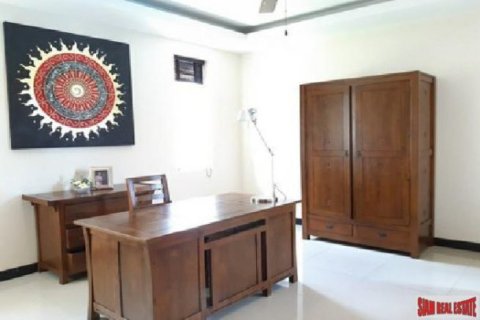 4 bedrooms Villa in Pattaya, Thailand No. 96557 20