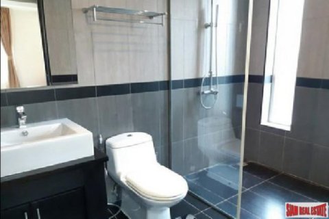 4 bedrooms Villa in Pattaya, Thailand No. 96557 16