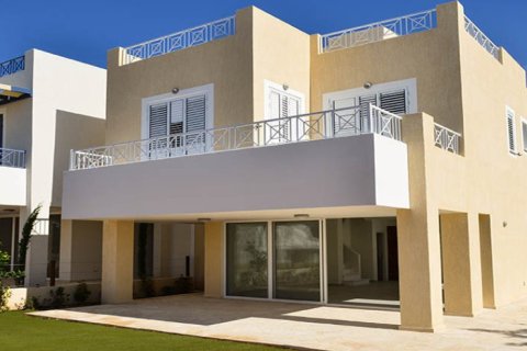 3 rooms Villa in Paphos, Cyprus No. 105243 5