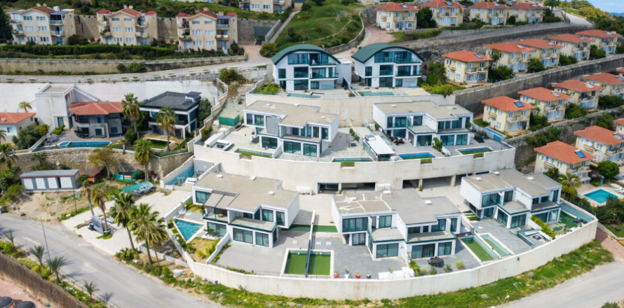 5 rooms Villa in Kargicak, Turkey No. 124188