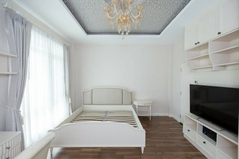 4 bedrooms House in Chiang Mai, Thailand No. 97747 6