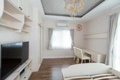 4 bedrooms House in Chiang Mai, Thailand No. 97747 5