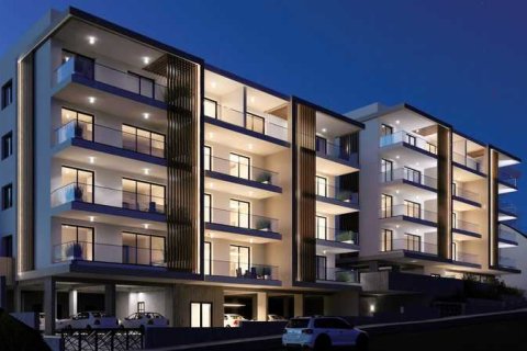 3 bedrooms Apartment in Limassol, Cyprus No. 83279 2