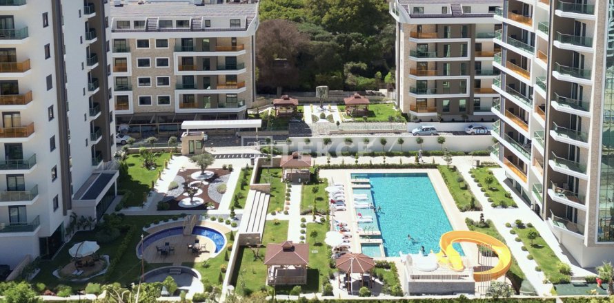 4 bedrooms Penthouse in Alanya, Turkey No. 11779
