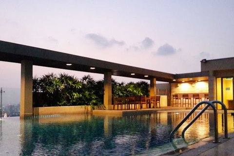 2 bedrooms Condo in Bangkok, Thailand No. 465 17