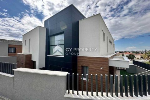 5 chambres House à Germasogeia, Cyprus No. 82384 3