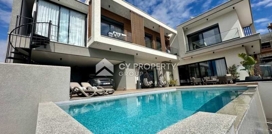 5 chambres House à Germasogeia, Cyprus No. 82384