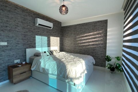 4 rooms Apartment in Tri Phuong, Vietnam No. 92928 9