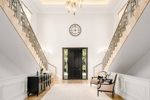 7 bedrooms Villa in Tan Xuan, Vietnam No. 27042 8