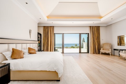 7 bedrooms Villa in Tan Xuan, Vietnam No. 27042 3