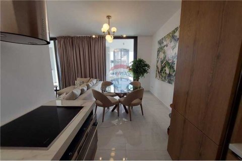 3 bedrooms Penthouse in Limassol, Cyprus No. 75723 2