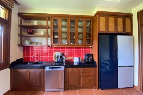 4 bedrooms House in Chiang Mai, Thailand No. 96703 9