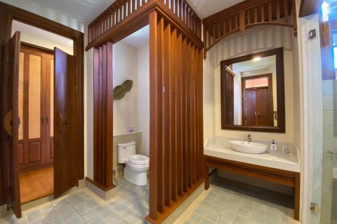 4 bedrooms House in Chiang Mai, Thailand No. 96703 17